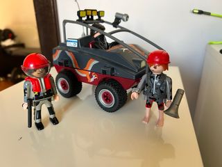 Playmobil aventura todoterreno con 3 muñecos