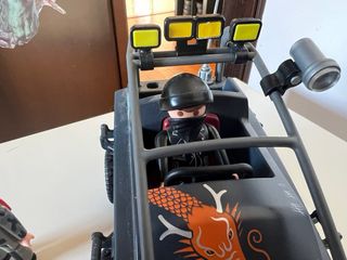 Playmobil aventura todoterreno con 3 muñecos