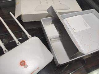 Router Xiaomi Mi Wi-Fi Router 4 (DVB4190CN)