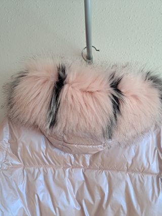 Chaqueta de plumón sintética 
