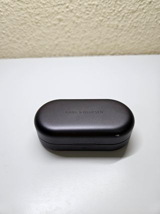 Beoplay EQ (Bang & Olufsen)
