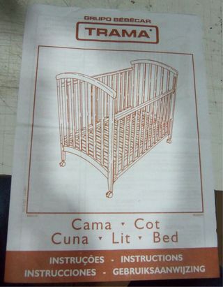 Cuna bebé y coómoda cambiador