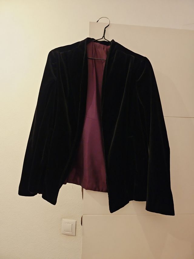 Chaqueta terciopelo negra