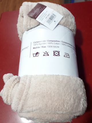 MANTITA 1,50 X 1,30 NUEVA con etiq