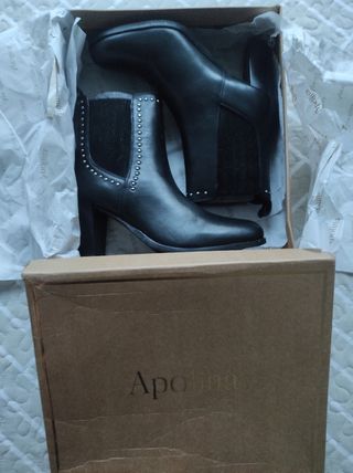 Botines auténtico cuero Apolina.Nuevos.