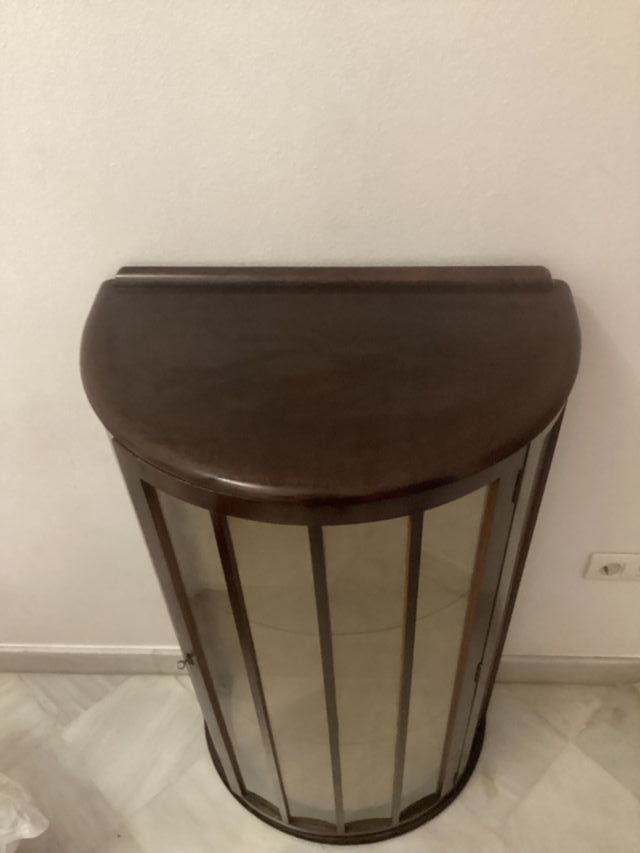 Vitrina inglesa Turnidge