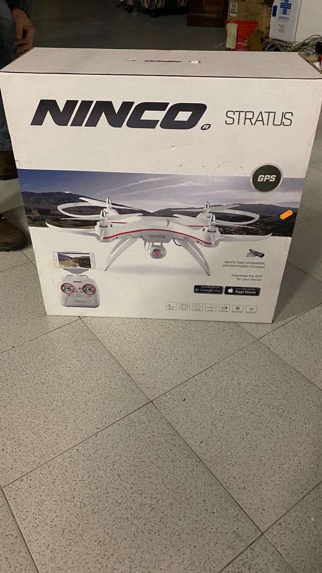 Dron Ninco Stratus