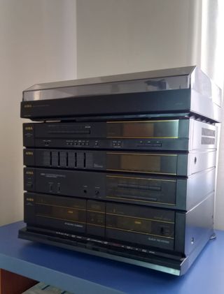 Tocadiscos con minicadena