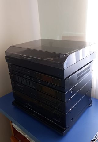 Tocadiscos con minicadena