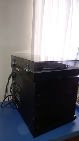 Tocadiscos con minicadena