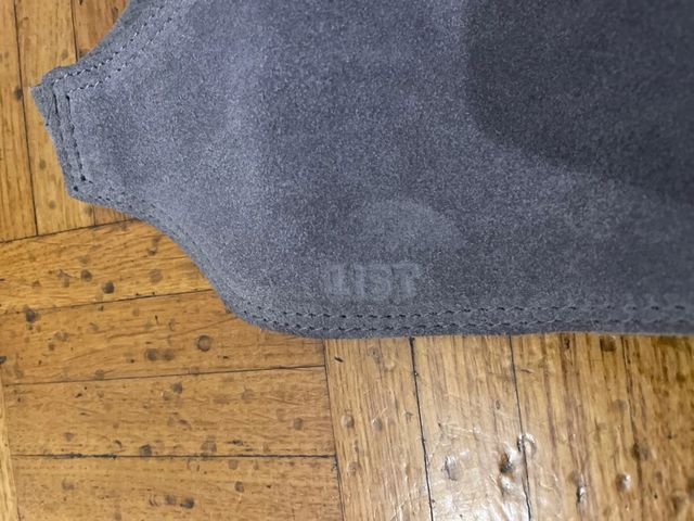 Cinta di Pelle Grigia List