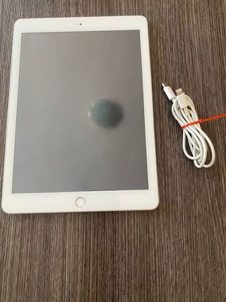 Ipad 6gen 32gb ,wifi y tarjeta sim