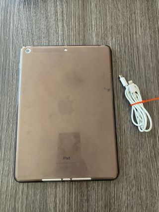 Ipad 6gen 32gb ,wifi y tarjeta sim