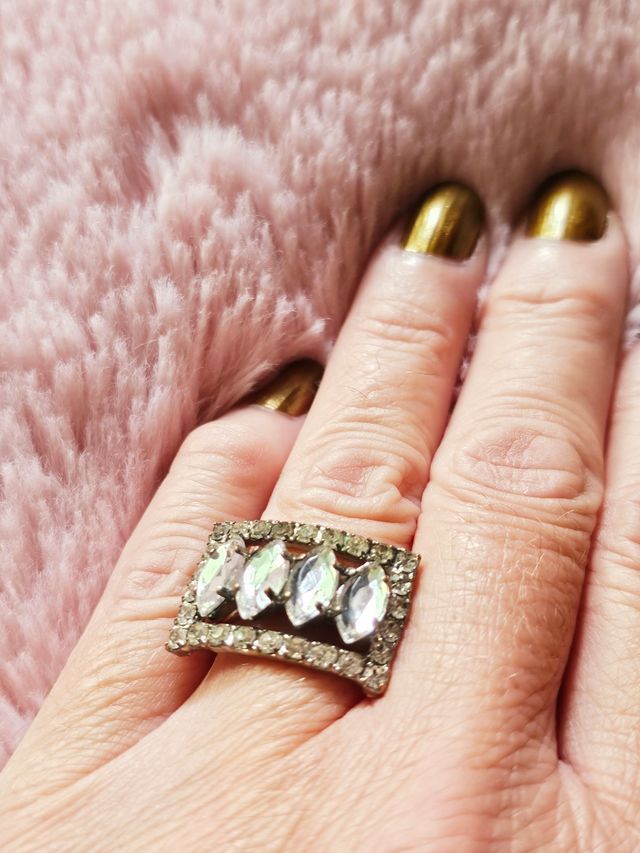 Anello con swarovski