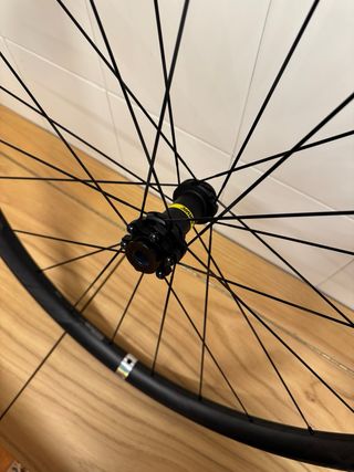 Mavic CrossMax Carbon SL Ultimate 30 mm.