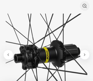 Mavic CrossMax Carbon SL Ultimate 30 mm.