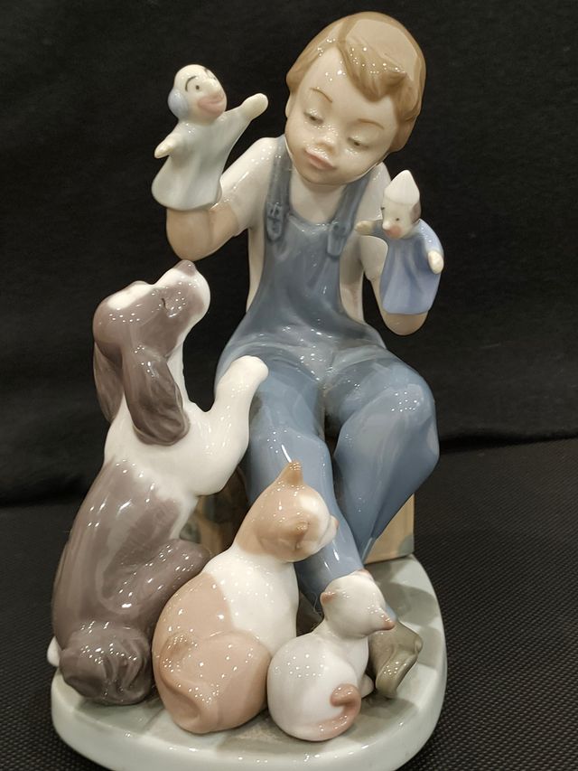 Figura de Lladró "Espectáculo de marionetas"