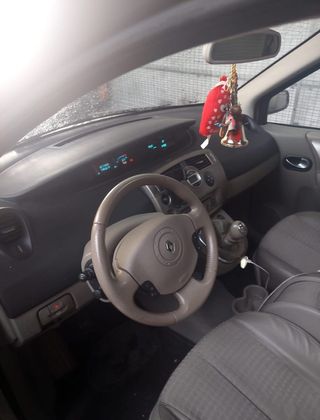 Renault Grand Scenic 2006, 7 plazas, etiqueta C