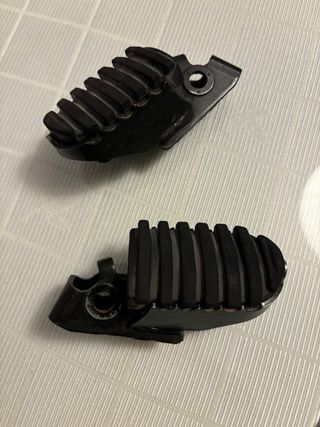 Estriberas Originales Honda Africa Twin