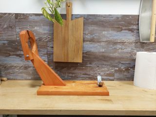 Jamonero de madera
