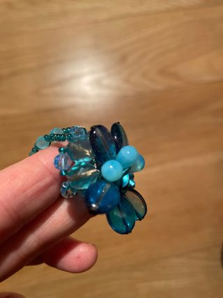 Anillo bisutero azul
