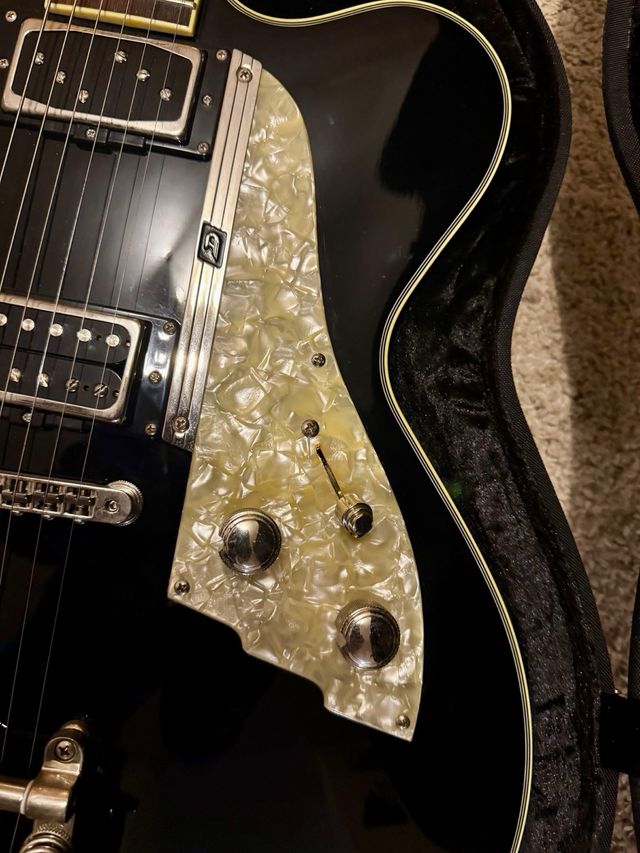 Guitarra electrica Duesemberg Model Fullerton