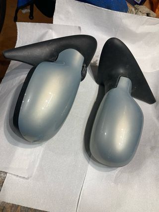 Dos espejos renault megane del ańo 2000