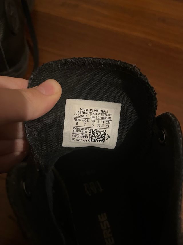 Scarpe converse nere pelle