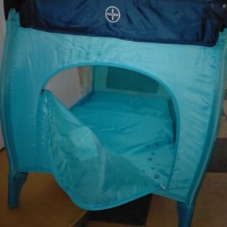 Cuna parque con cambiador y colchón