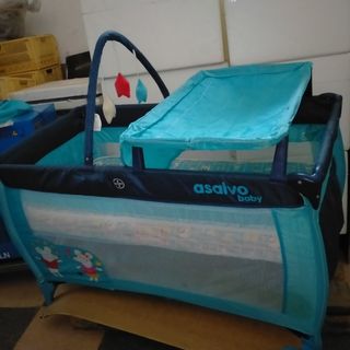 Cuna parque con cambiador y colchón