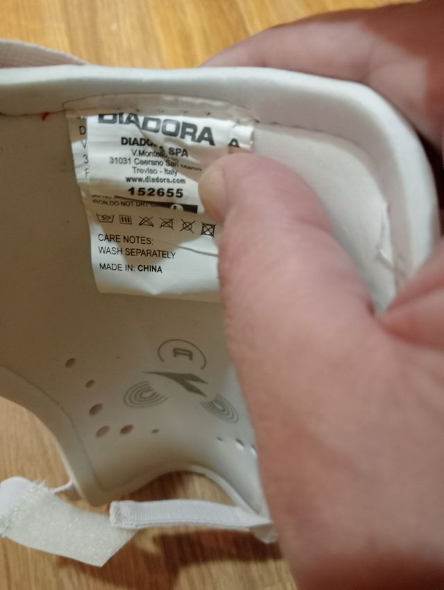 Espinilleras Diadora