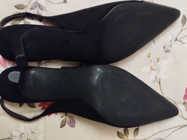 Zapatos destalonados