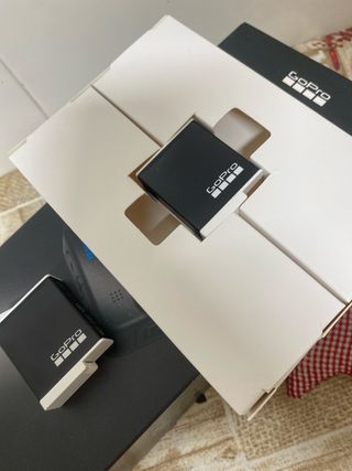 [NUEVA] GoPro Hero 12 Black + EXTRAS DOBLE BATERIA