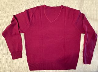 Jersey lana Boston, pico de color roja, talla XL