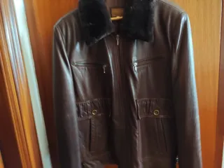 Cazadora de cuero de hombre