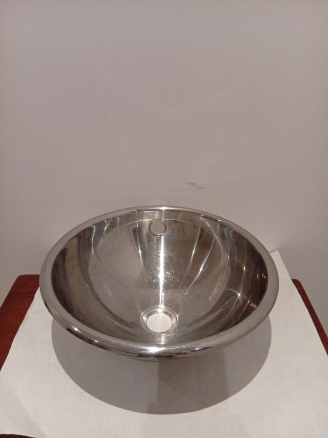 Lavabo Redondo encastrable.