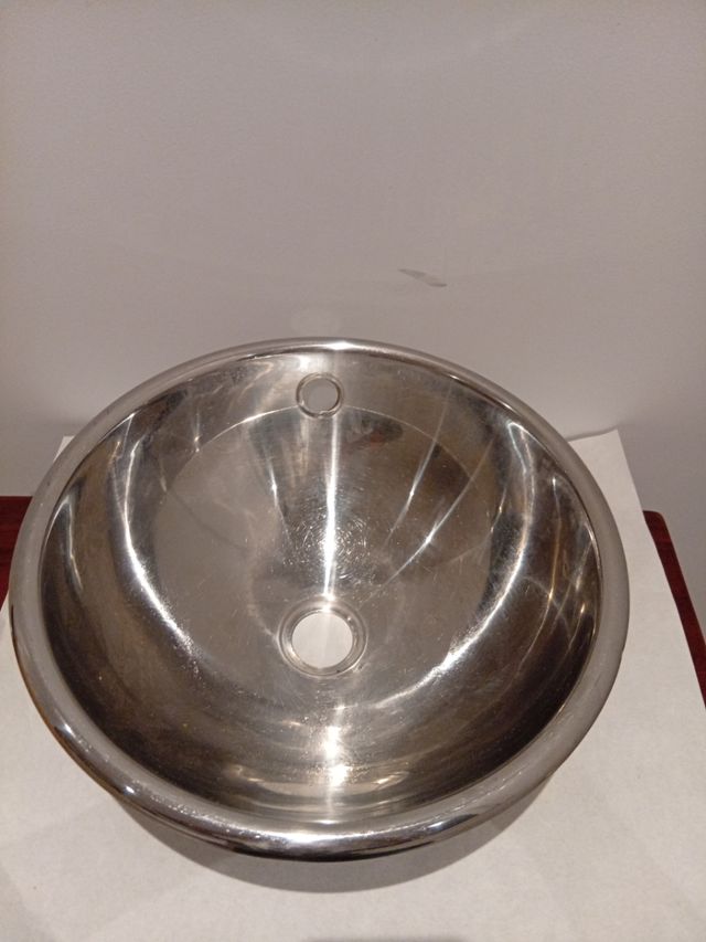 Lavabo Redondo encastrable.