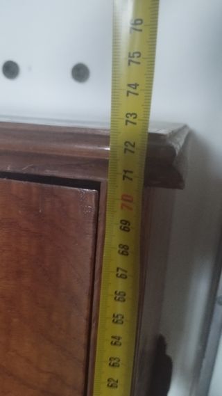 Comoda antigua para restaurar