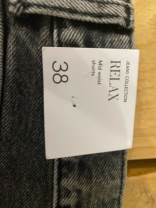 Shorts MANGO. Mujer T.38