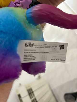 FurReal gato unicornio colores arcoiris con sonido
