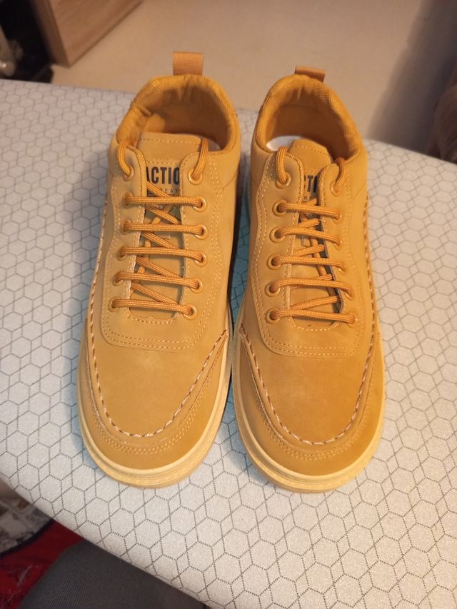 Zapatillas beige 41 Largo de pie 25.5 cm