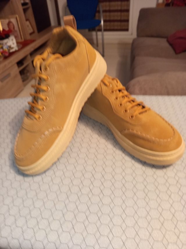 Zapatillas beige 41 Largo de pie 25.5 cm