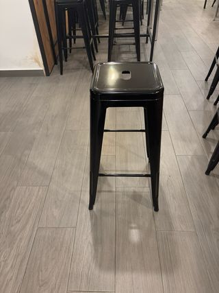 SILLAS ALTAS / TABURETE ALTO