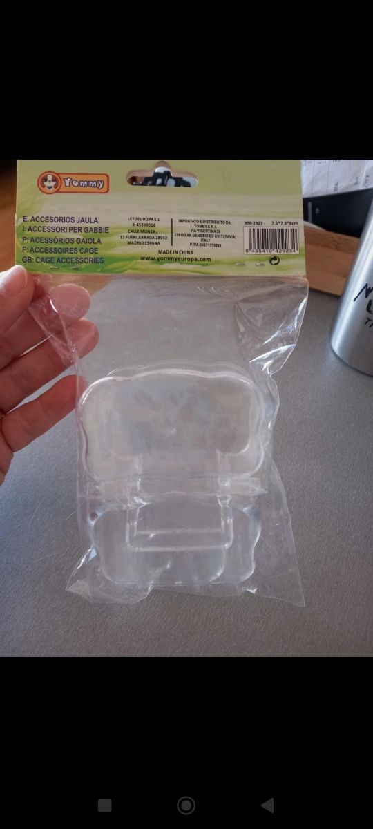 Bebedero pájaros Yommy