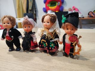 4 bambole regionali Spagna