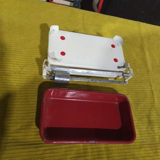 ANTIGUA BALANZA DE PESAS CORREDERAS "WEVO"