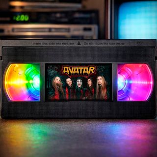 LÁMPARA AVATAR VHS LED MULTICOLOR