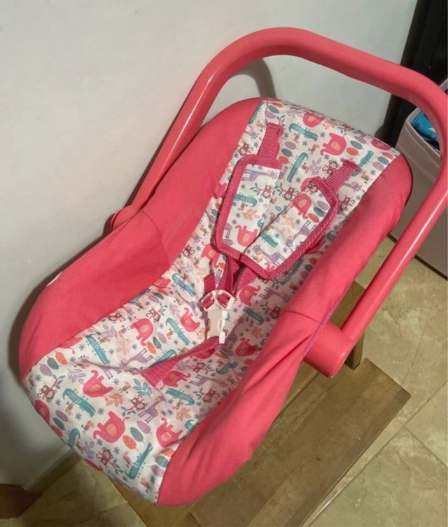 Sillita de juguete para muñeco