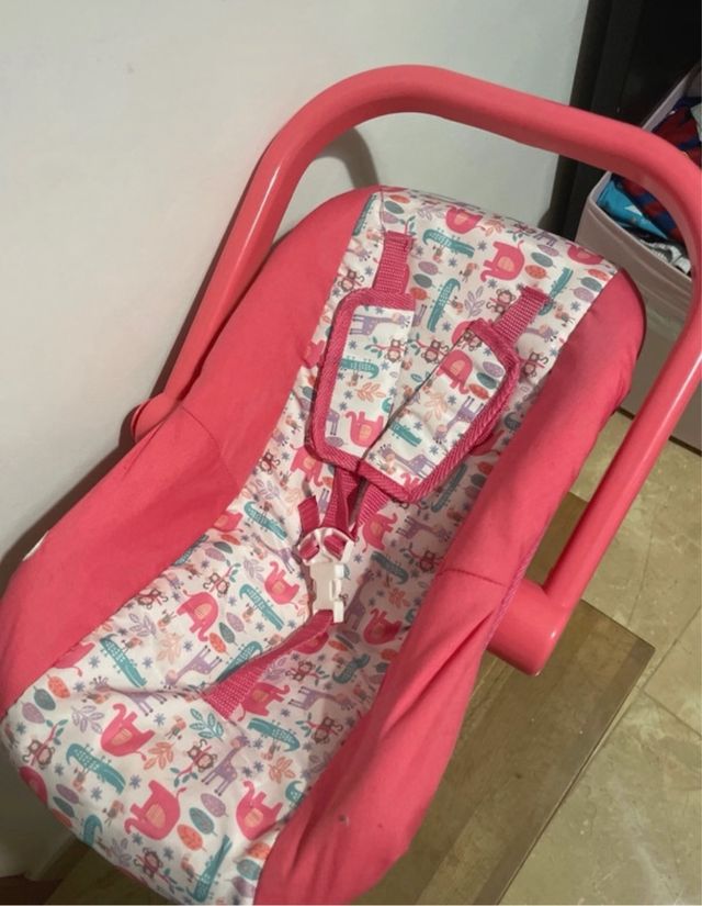 Sillita de juguete para muñeco