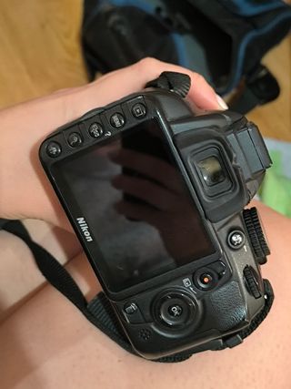 Nikon d3100 + todos sus accesorios 